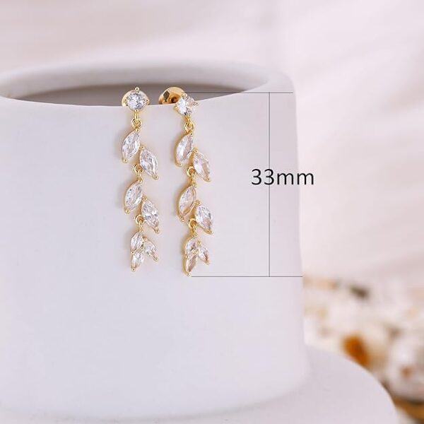 Women’s Dainty Leaf-Shaped Zircon Drop Earrings